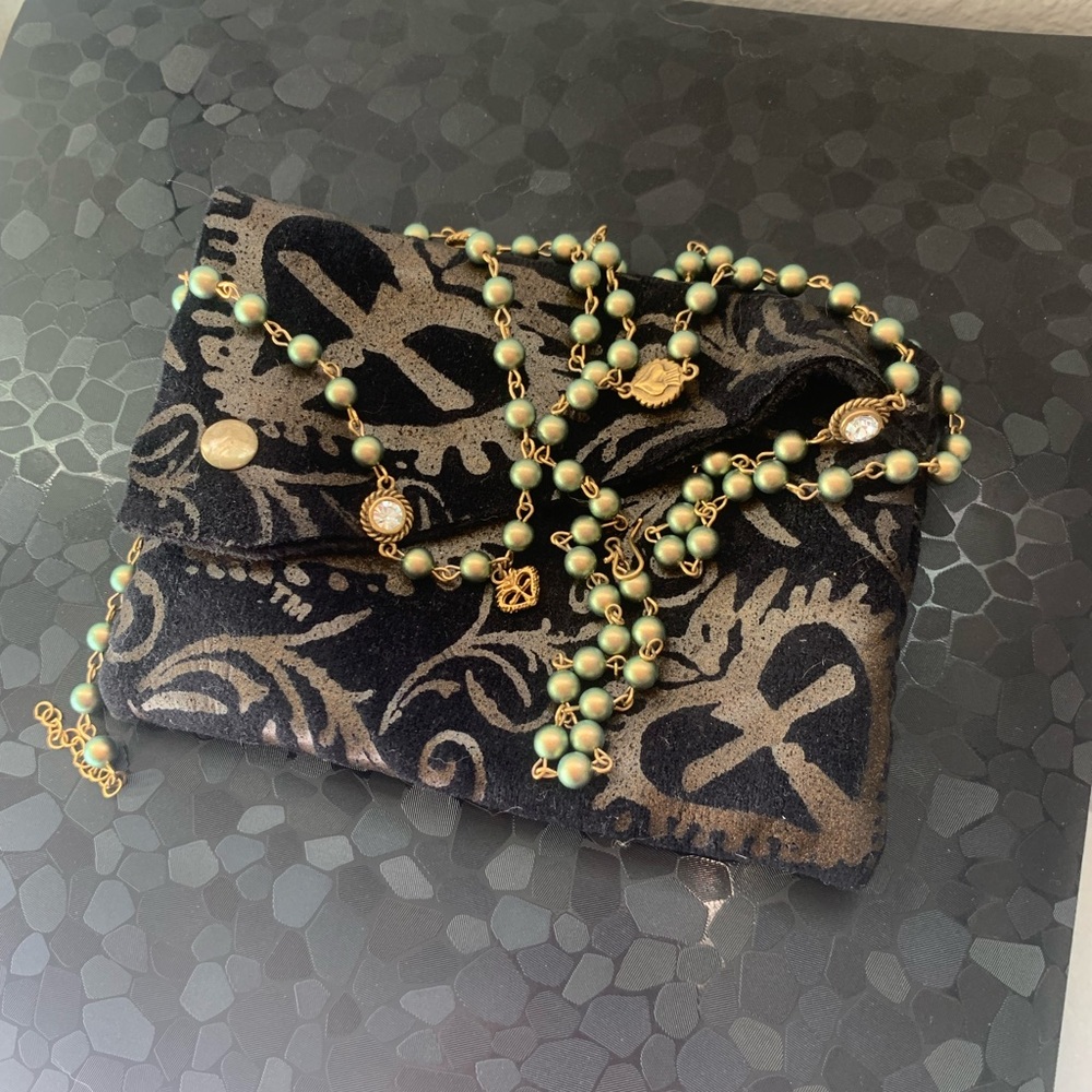 virgins saints and angels pearl wrap